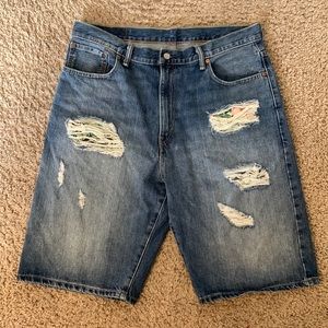 Levi jean shorts